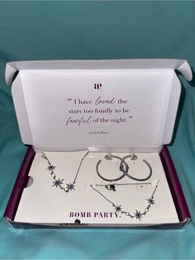 Bomb Party Silver Star Necklace and Hoop Earring Set - Silver